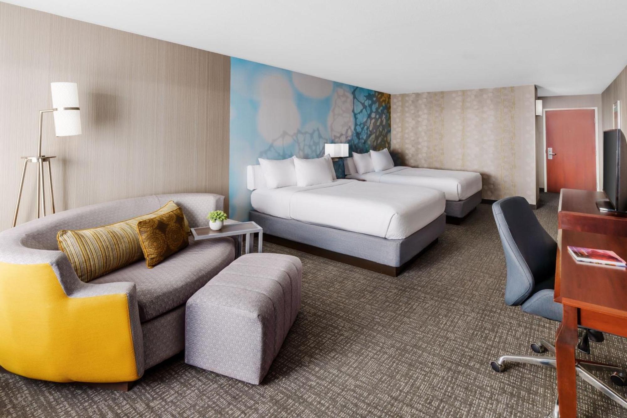 Courtyard By Marriott Galleria Mall/creekside Ridge Drive Hotel Roseville